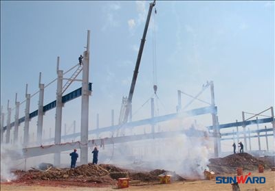 山河工业城厂房上梁仪式隆重举行