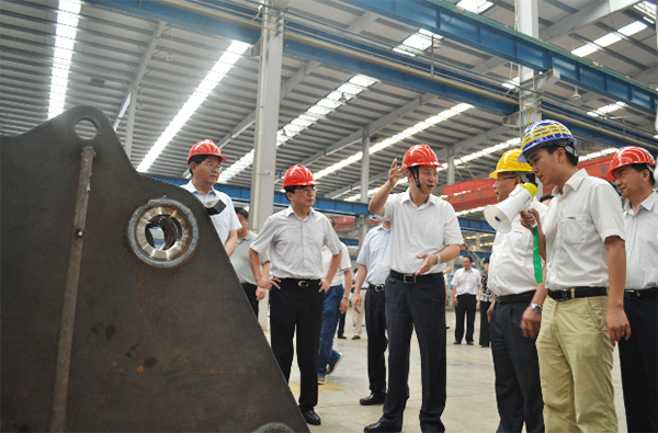 淮北市委书记黄晓武一行调研山河矿装