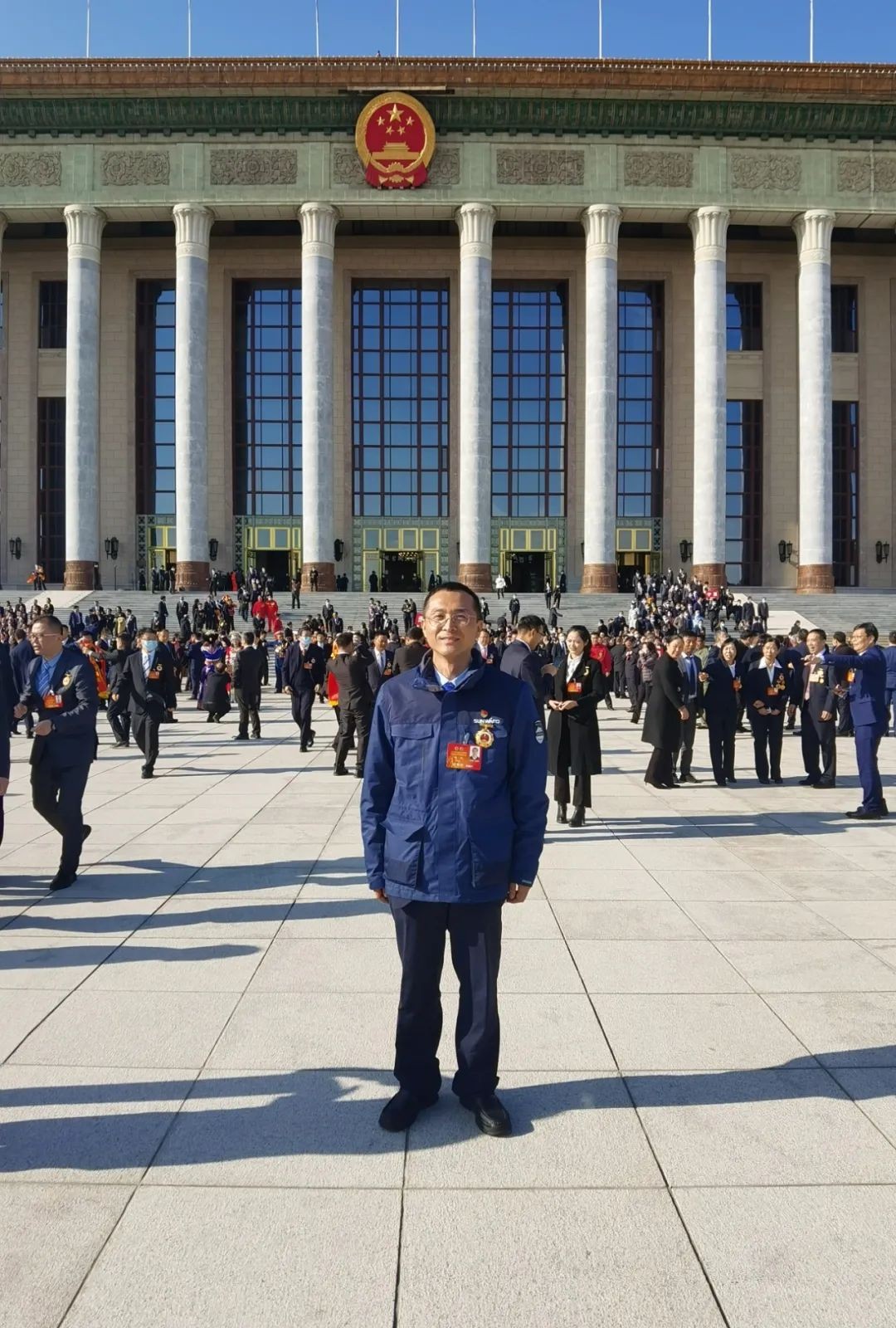 山河智能召开全国劳动模范郝鹏载誉归来分享会