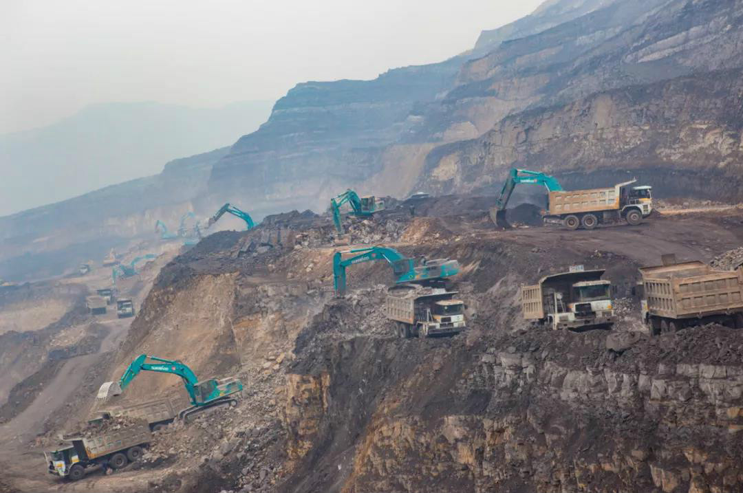 以先导式创新实现挖掘机从无到有,从小到大,从大到强!