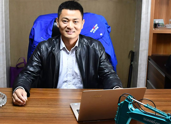 人生浮沉如梦，携手山河勇攀事业巅峰