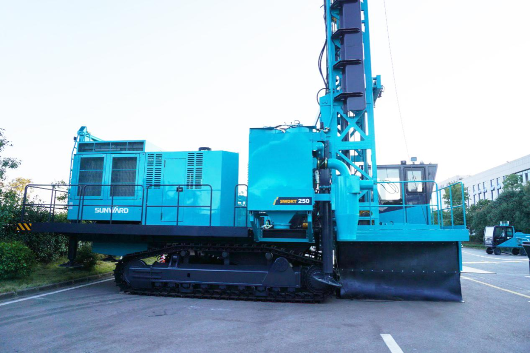 两种钻进模式+更大扭矩!山河智能自主研制的全液压牙轮钻机下线