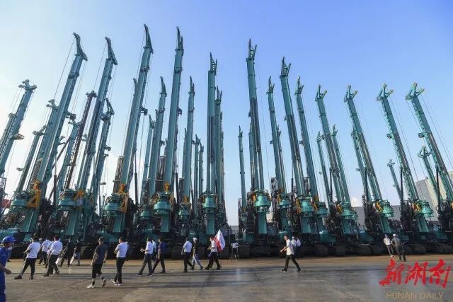 湖南日报 | 坚持创新驱动，山河智能助力打造国家重要先进制造业高地