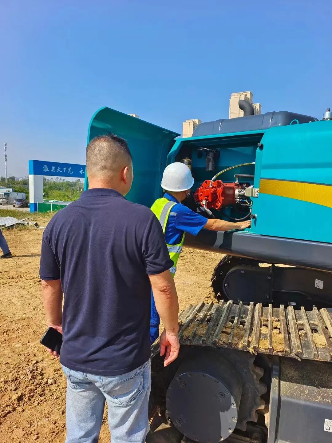 全款拿下！山河智能挖掘机奔赴工地一线