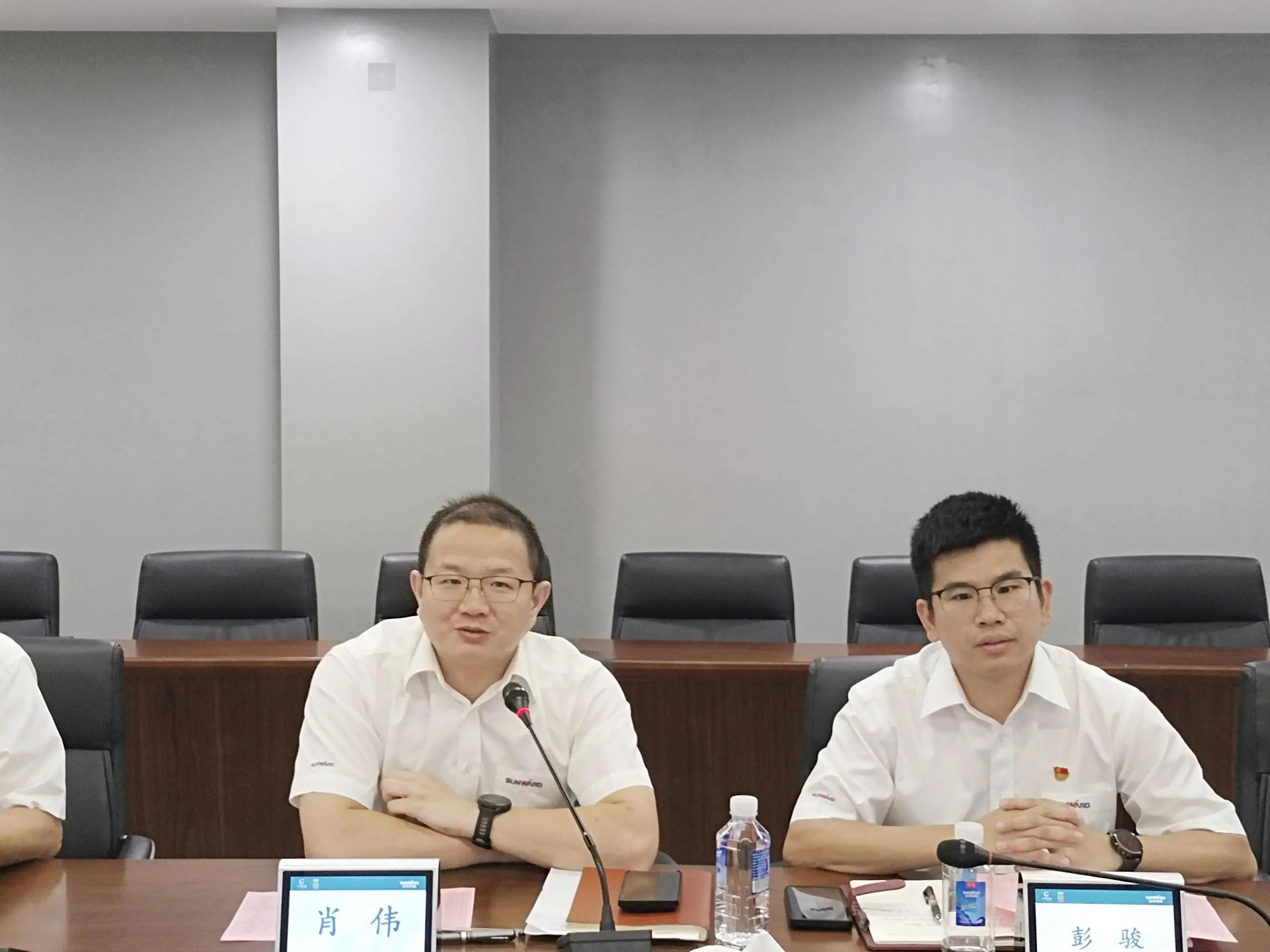 畅谈心声，共话未来！这场应届毕业生员工座谈会，很暖，很贴心！