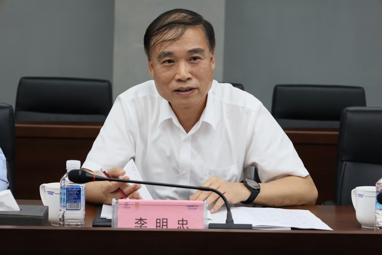 深化交流合作！广州港李明忠副总经理率队莅临山河智能考察交流！