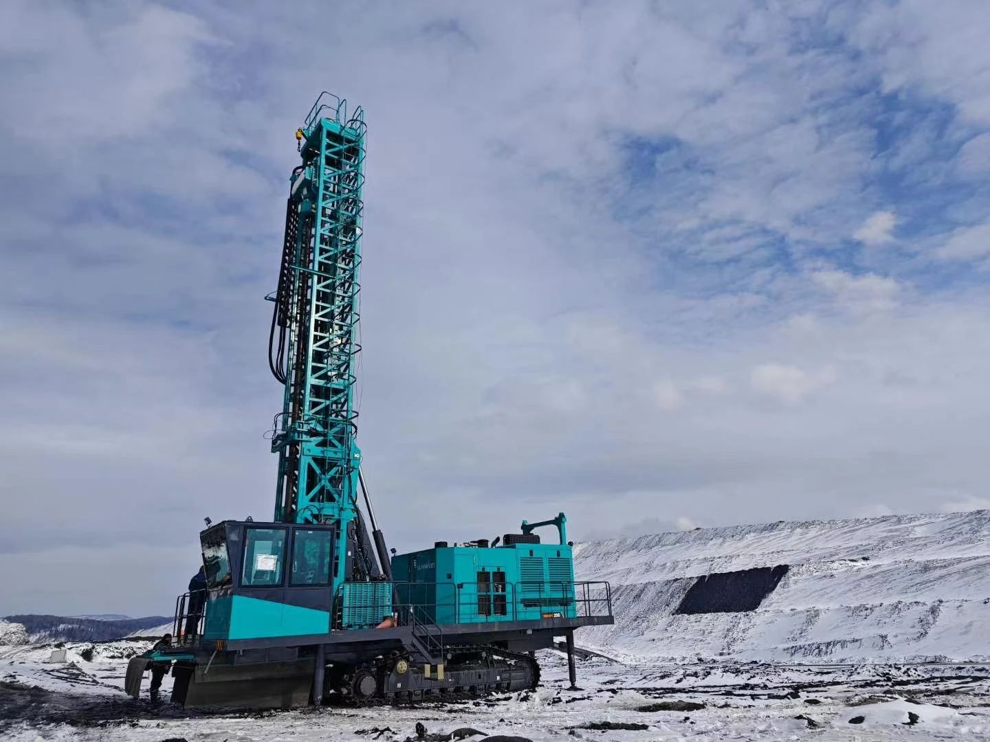 月钻进42888米，山河智能牙轮钻机施工效率再创新高