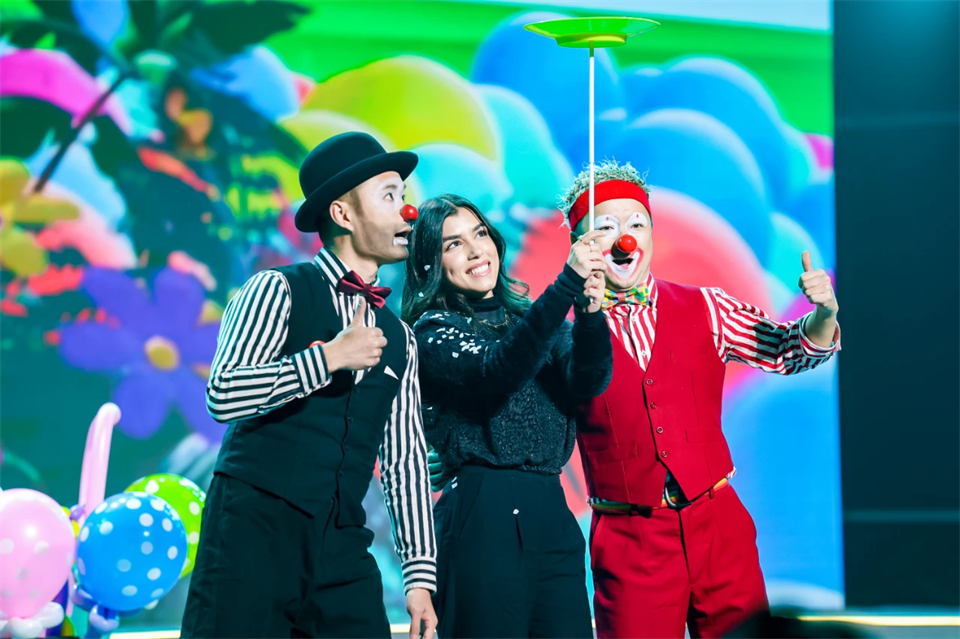 创新引领价值 理想成就未来——庆祝山河智能成立25周年表彰大会暨文艺晚会隆重举行