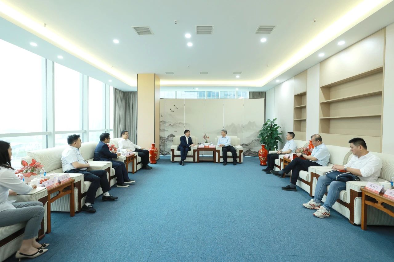 山河智能与中核二十五深化合作，共探矿山智能化与海外市场新机遇